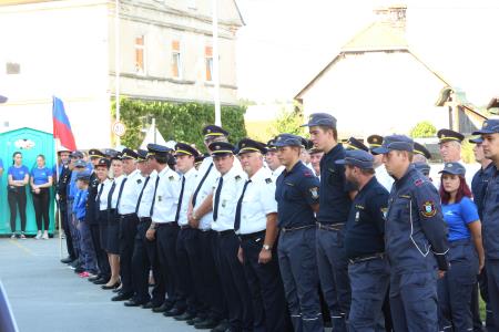 100 letnica PGD Begunje  gasilska parada 17 Foto Ljubo Vukelič